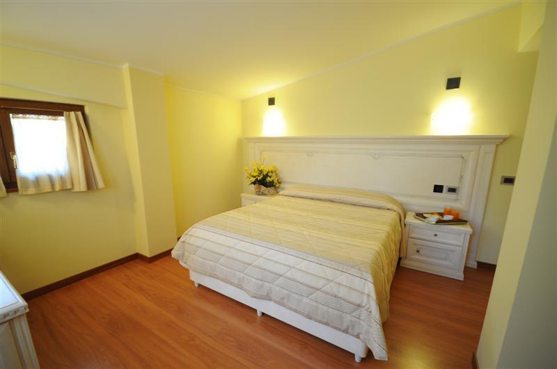 Hotel Panoramic Montepulciano Stazione Rum bild