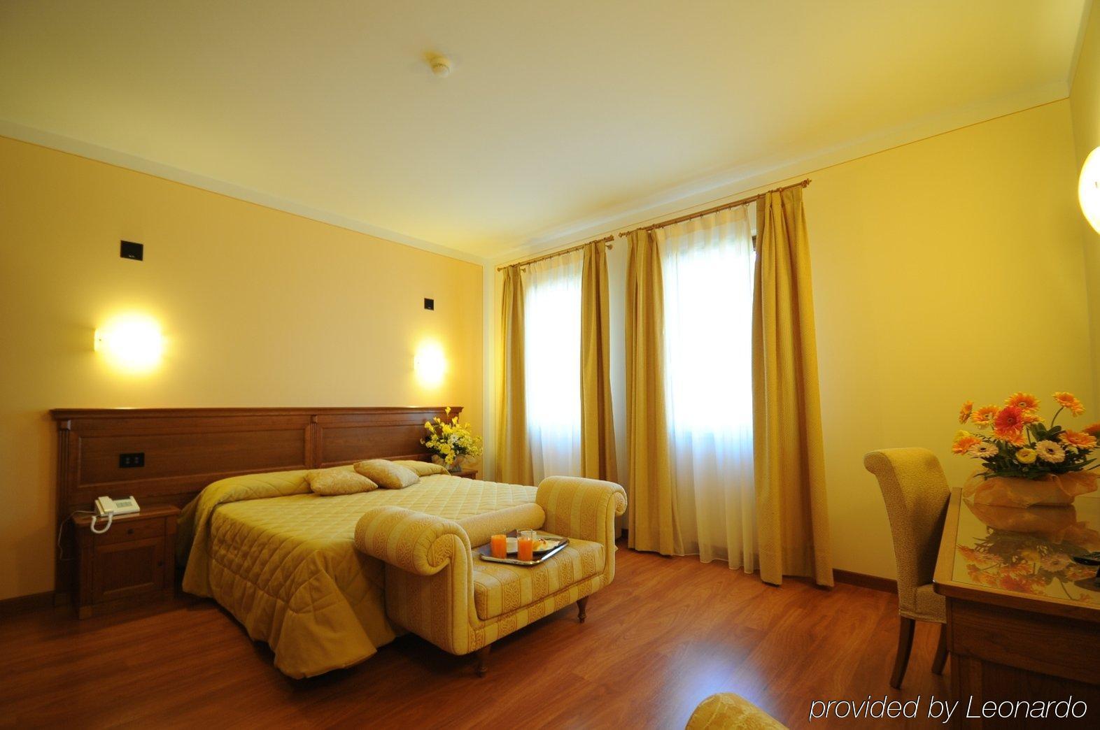 Hotel Panoramic Montepulciano Stazione Exteriör bild